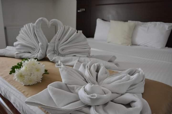 Arabella Hotel Kičevo Extérieur photo