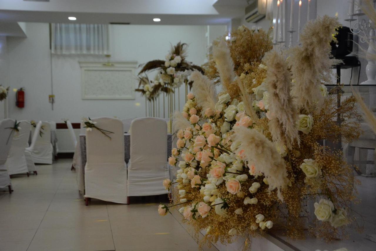Arabella Hotel Kičevo Extérieur photo