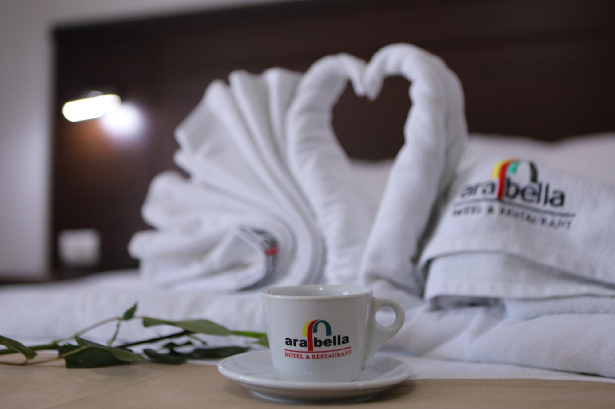 Arabella Hotel Kičevo Extérieur photo